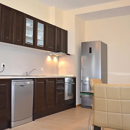 In Royal Beach Plaza Apartament *